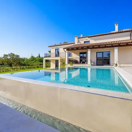 Villa Fiera By Istrialux
