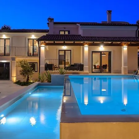 Villa Fiera By Istrialux Svetvincenat